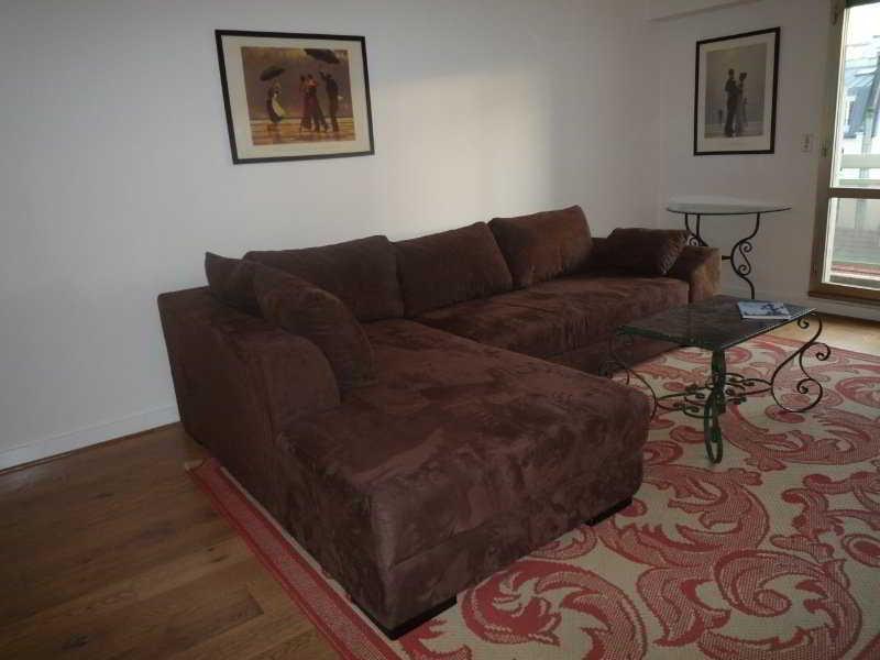 Passy Apartment *